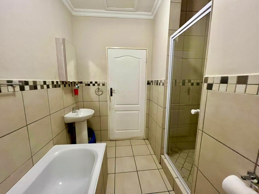 3 Bedroom Property for Sale in Waterval East North West